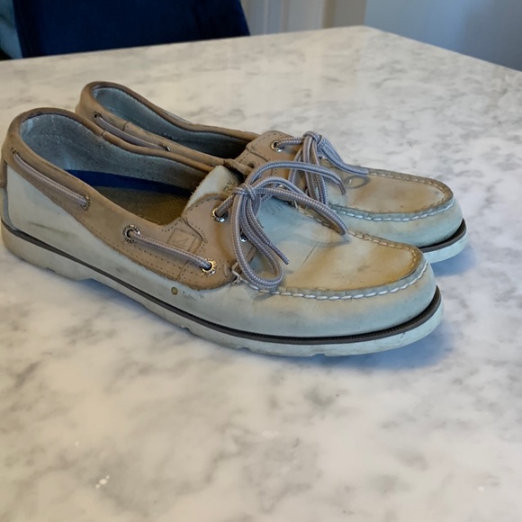 Sperry Boat Shoes - Picture 1 of 4